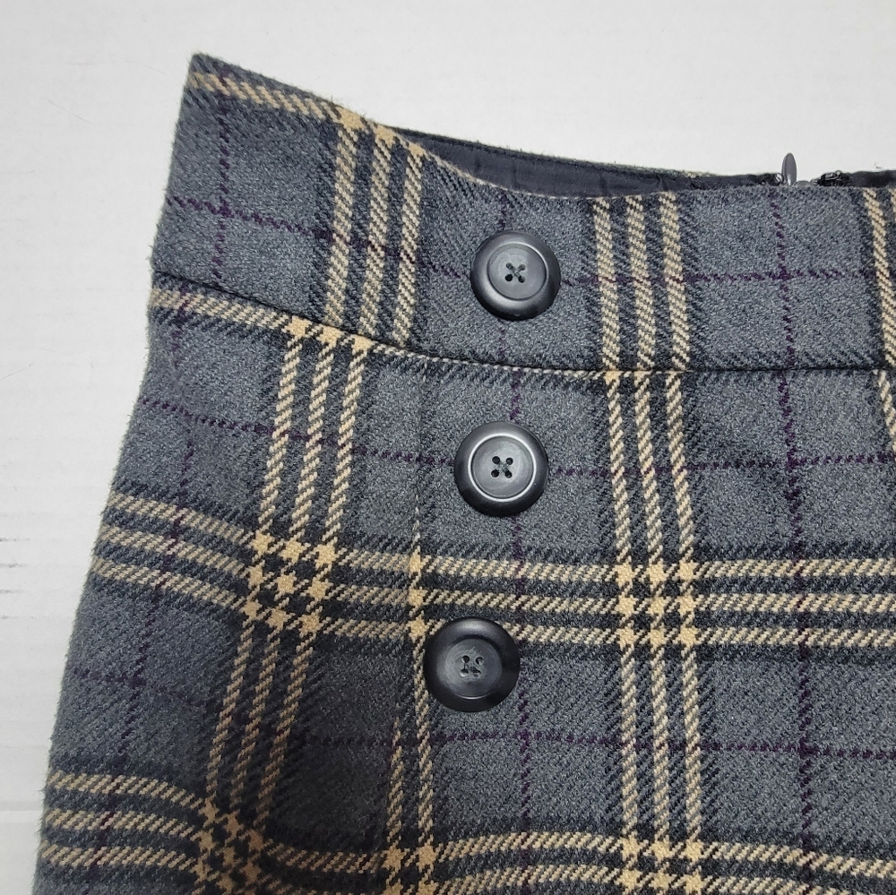 Retro 90s style Y2K Little Plaid Mini Skirt! - Picture 4 of 12